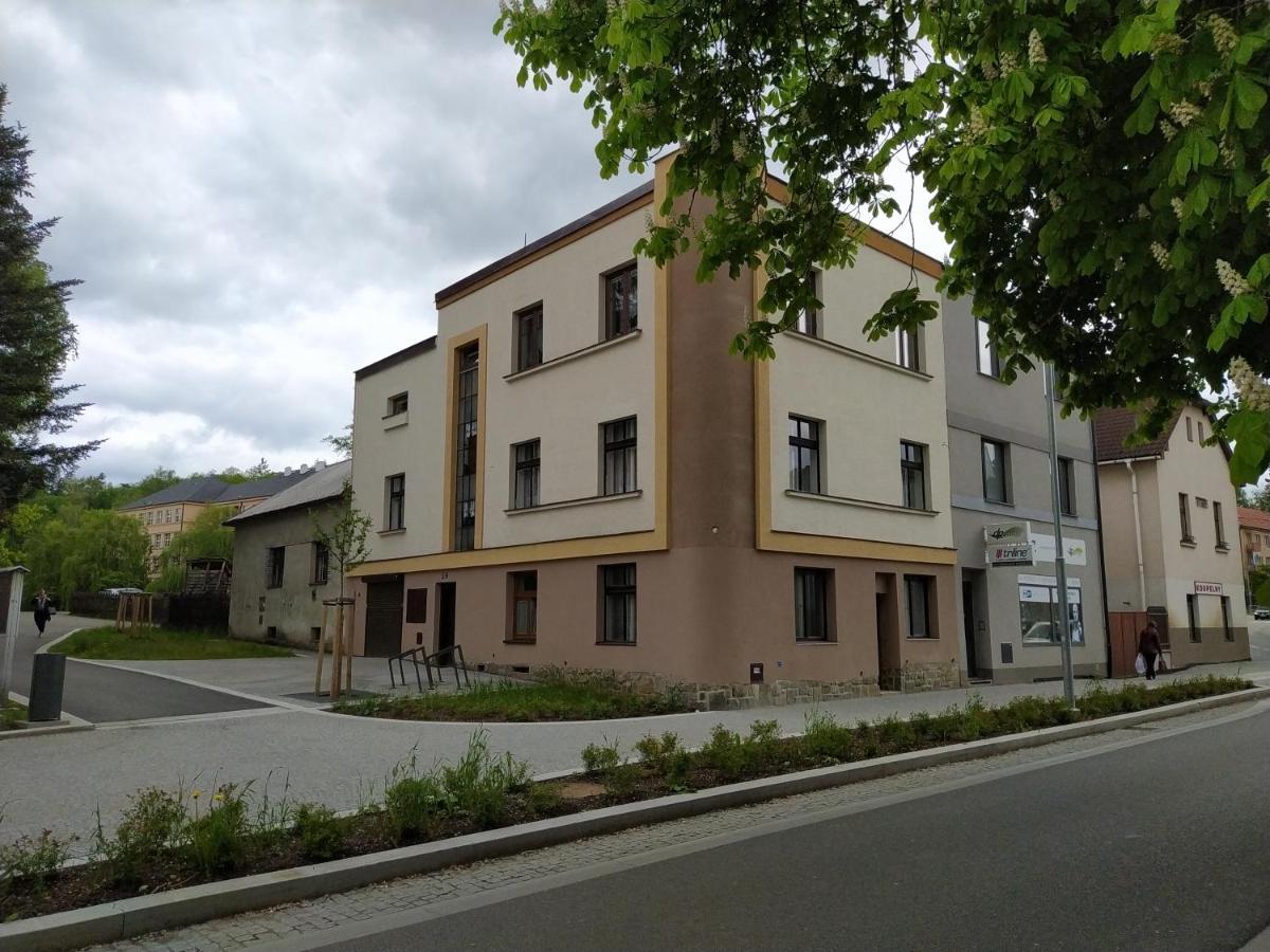 V Centru