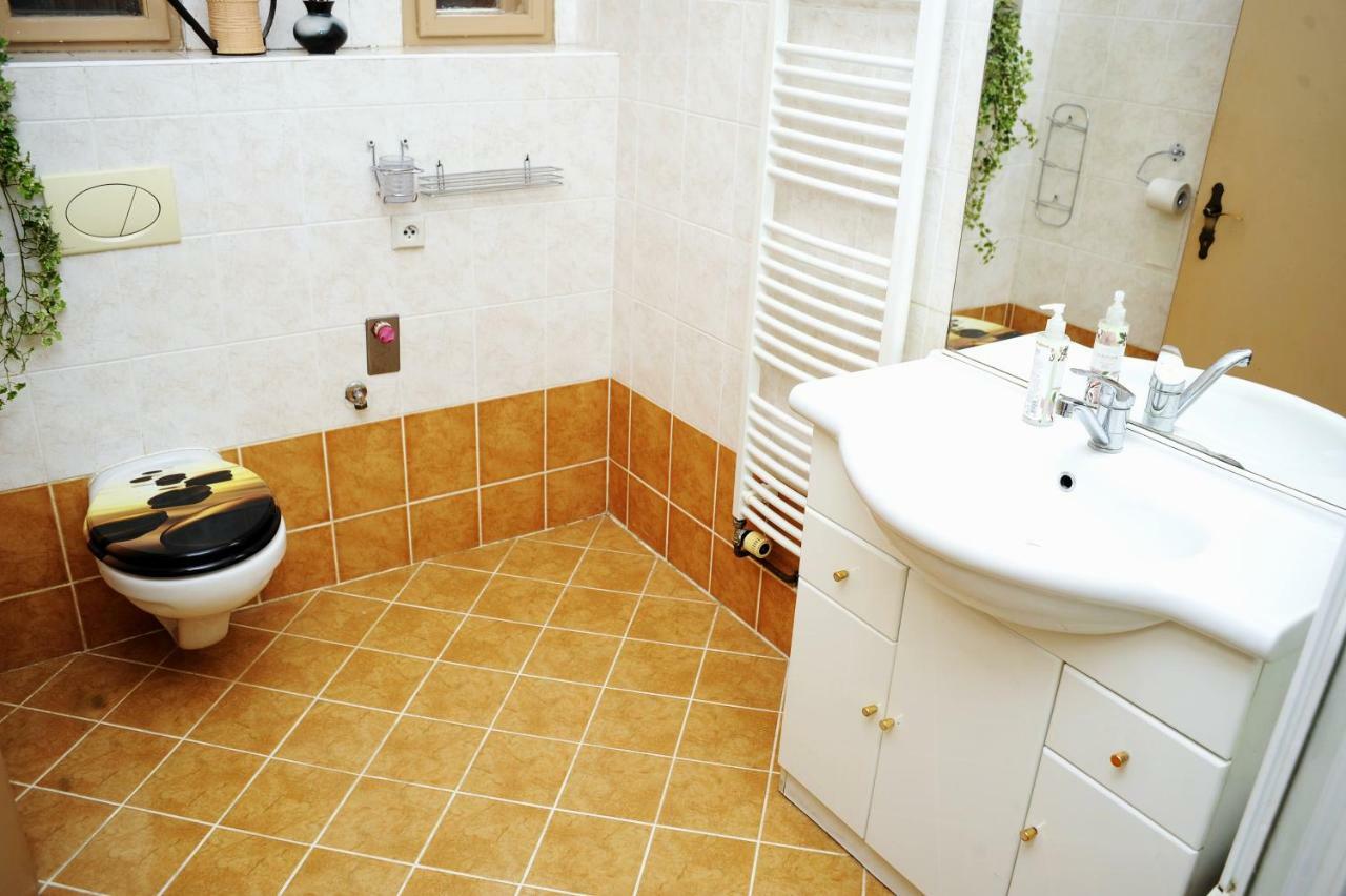 V Centru Apartment *